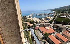 La Rupe Apartments Tropea